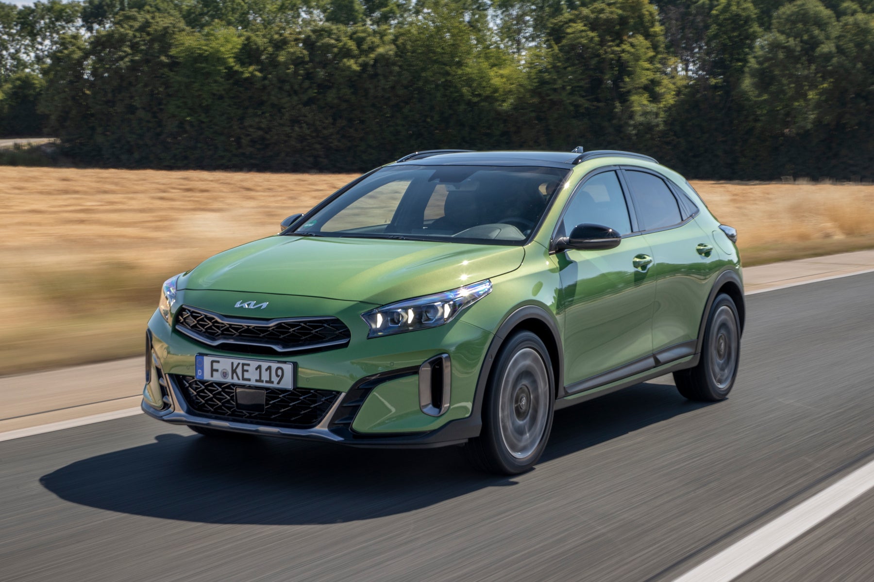 Kia XCeed Review 2022 | Heycar